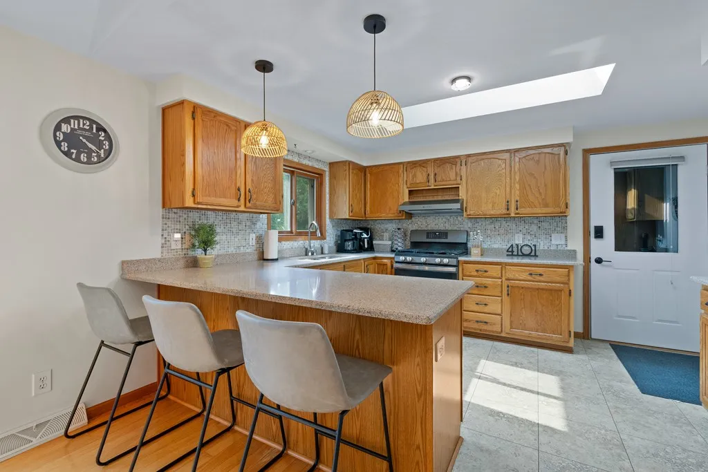 4101 Snake Island Rd, Sturgeon Bay Wi 54235, 3 Bedrooms Bedrooms, ,2 BathroomsBathrooms,Waterfront-Residential,For Sale,Snake Island Rd,143150