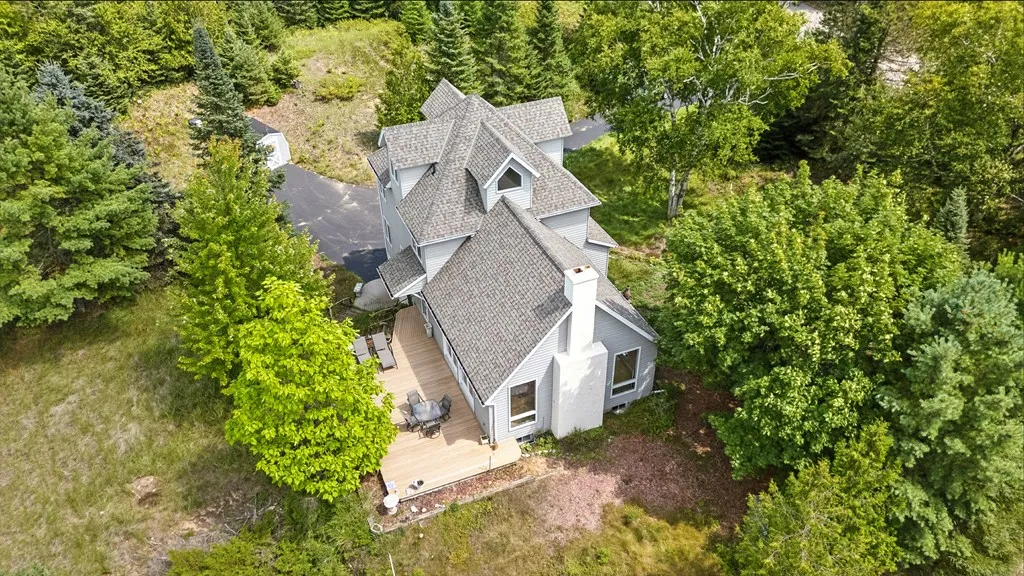 3737 Glidden Dr, Sturgeon Bay, Wisconsin 54235, 3 Bedrooms Bedrooms, ,3 BathroomsBathrooms,Inland-Residential,For Sale,Glidden Dr,144404