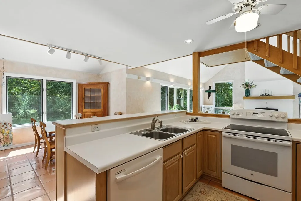 3737 Glidden Dr, Sturgeon Bay, Wisconsin 54235, 3 Bedrooms Bedrooms, ,3 BathroomsBathrooms,Inland-Residential,For Sale,Glidden Dr,144404
