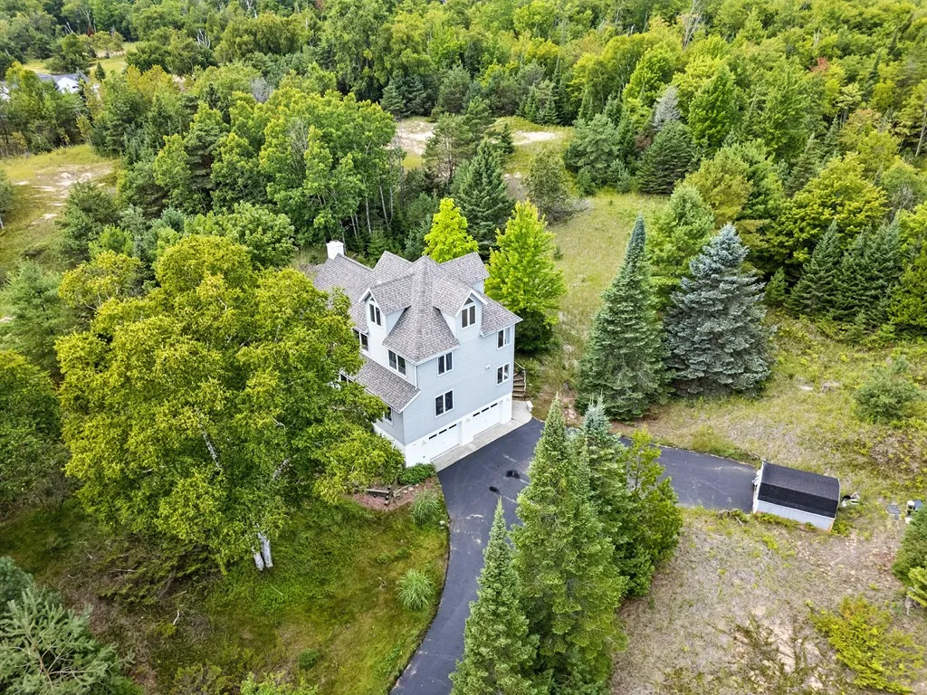3737 Glidden Dr, Sturgeon Bay, Wisconsin 54235, 3 Bedrooms Bedrooms, ,3 BathroomsBathrooms,Inland-Residential,For Sale,Glidden Dr,144404