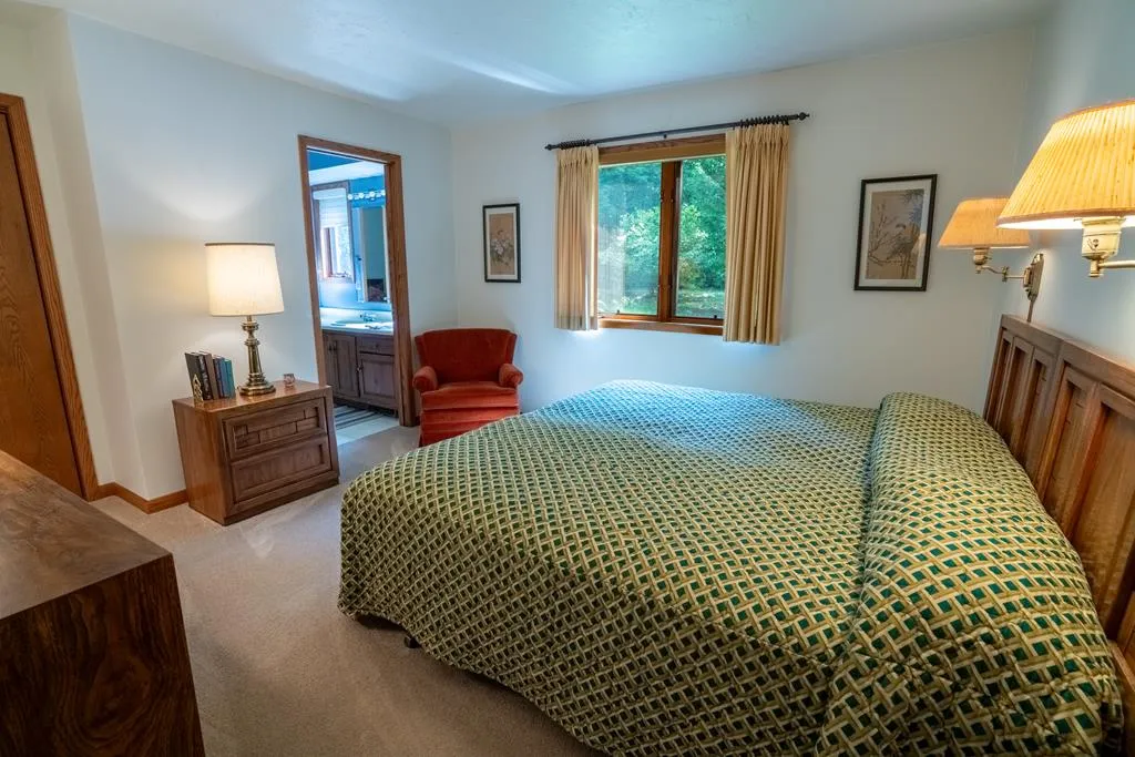 8125 Bay Dr # 3, Egg Harbor Wi 54209, 3 Bedrooms Bedrooms, ,3 BathroomsBathrooms,Condominium,For Sale,Bay Dr,143930