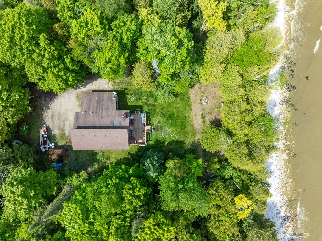 2084 S Lake Michigan Dr, Sturgeon Bay, Wisconsin 54235, 3 Bedrooms Bedrooms, ,2 BathroomsBathrooms,Waterfront-Residential,For Sale,S Lake Michigan Dr,144094