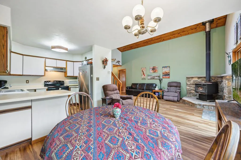 2084 S Lake Michigan Dr, Sturgeon Bay, Wisconsin 54235, 3 Bedrooms Bedrooms, ,2 BathroomsBathrooms,Waterfront-Residential,For Sale,S Lake Michigan Dr,144094