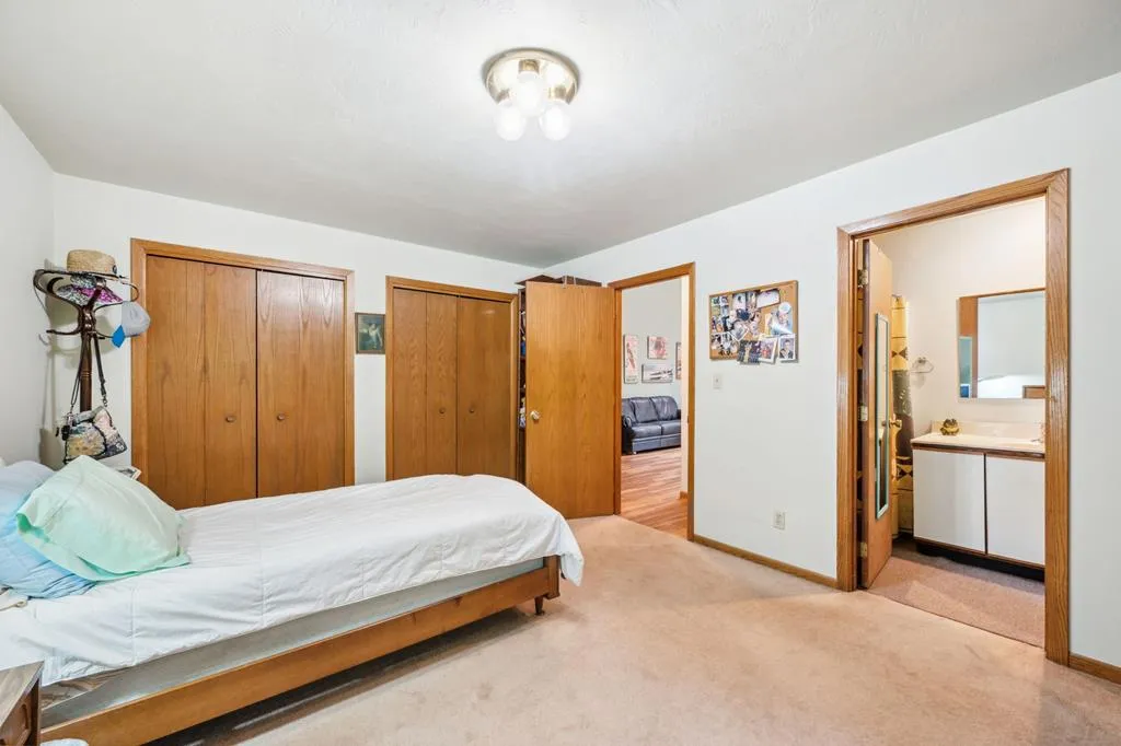 2084 S Lake Michigan Dr, Sturgeon Bay, Wisconsin 54235, 3 Bedrooms Bedrooms, ,2 BathroomsBathrooms,Waterfront-Residential,For Sale,S Lake Michigan Dr,144094