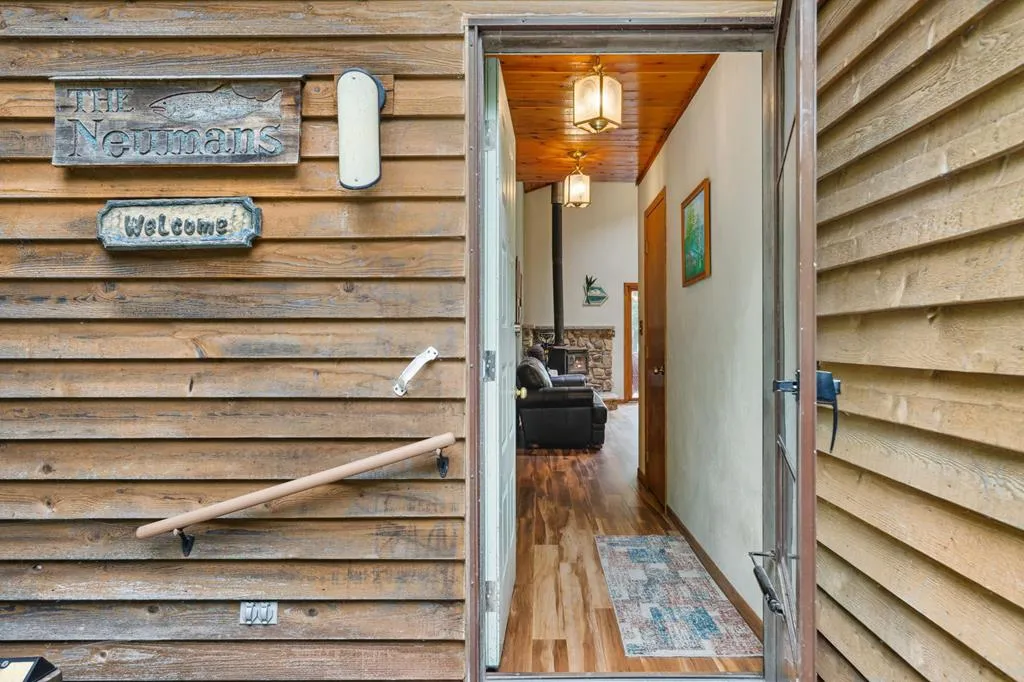 2084 S Lake Michigan Dr, Sturgeon Bay, Wisconsin 54235, 3 Bedrooms Bedrooms, ,2 BathroomsBathrooms,Waterfront-Residential,For Sale,S Lake Michigan Dr,144094