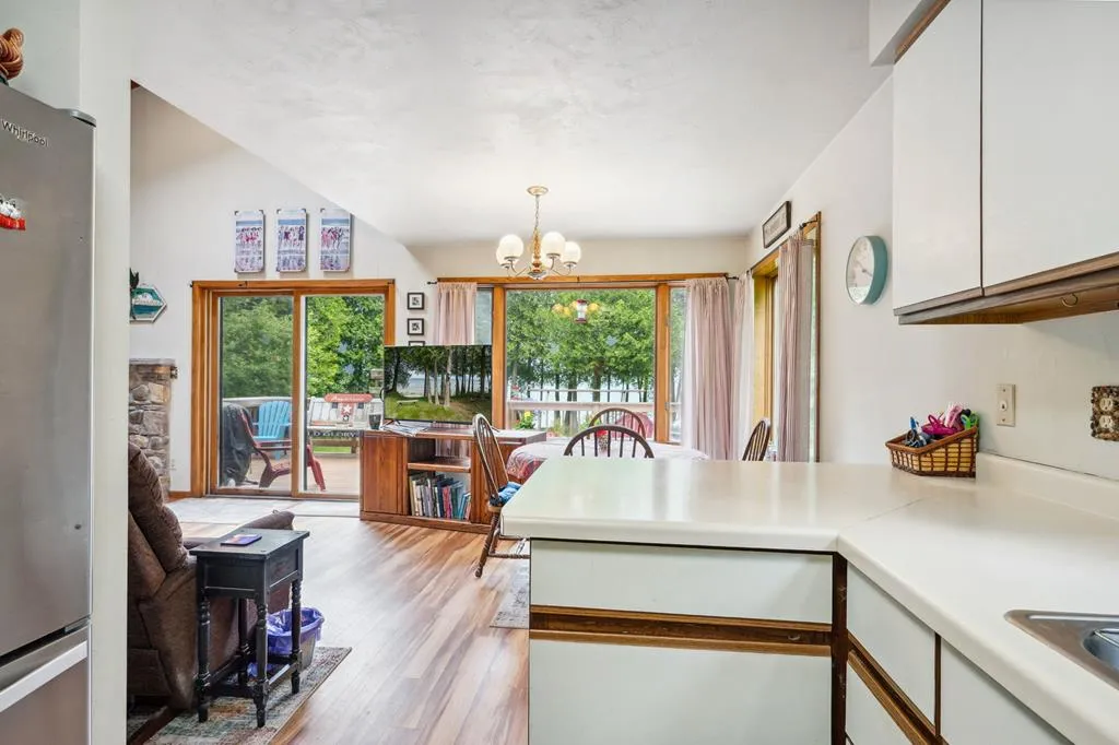 2084 S Lake Michigan Dr, Sturgeon Bay, Wisconsin 54235, 3 Bedrooms Bedrooms, ,2 BathroomsBathrooms,Waterfront-Residential,For Sale,S Lake Michigan Dr,144094
