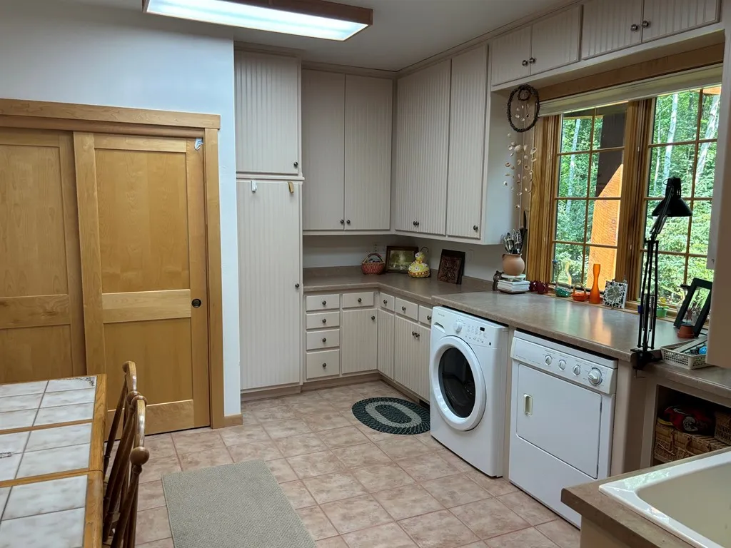 5340 E Pine Tree Rd, Sturgeon Bay Wi 54235, 3 Bedrooms Bedrooms, ,2 BathroomsBathrooms,Inland-Residential,For Sale,E Pine Tree Rd,141781