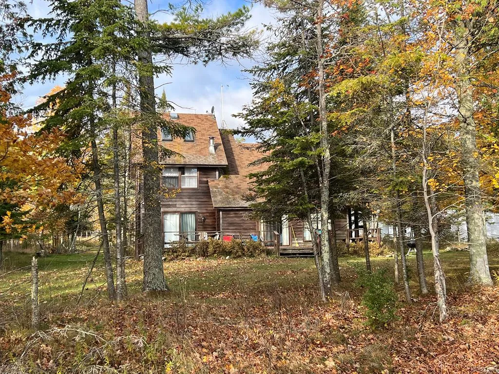 266 Hemlock Dr, Washington Island Wi 54246, 3 Bedrooms Bedrooms, ,2 BathroomsBathrooms,Waterfront-Residential,For Sale,Hemlock Dr,141314
