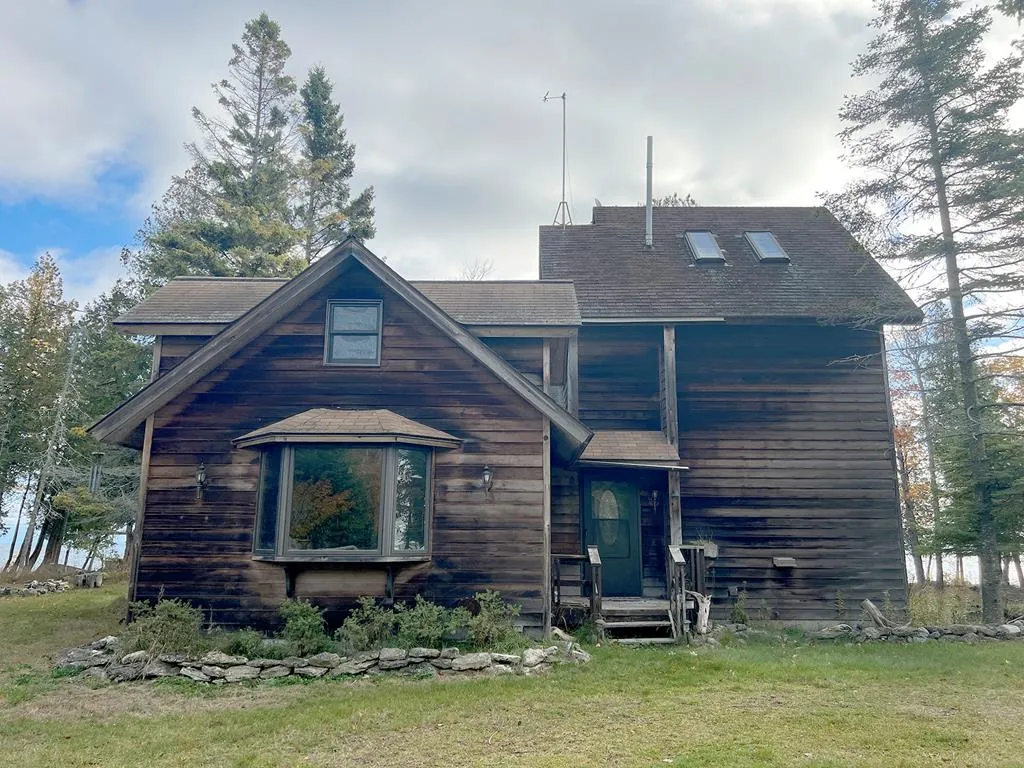266 Hemlock Dr, Washington Island Wi 54246, 3 Bedrooms Bedrooms, ,2 BathroomsBathrooms,Waterfront-Residential,For Sale,Hemlock Dr,141314