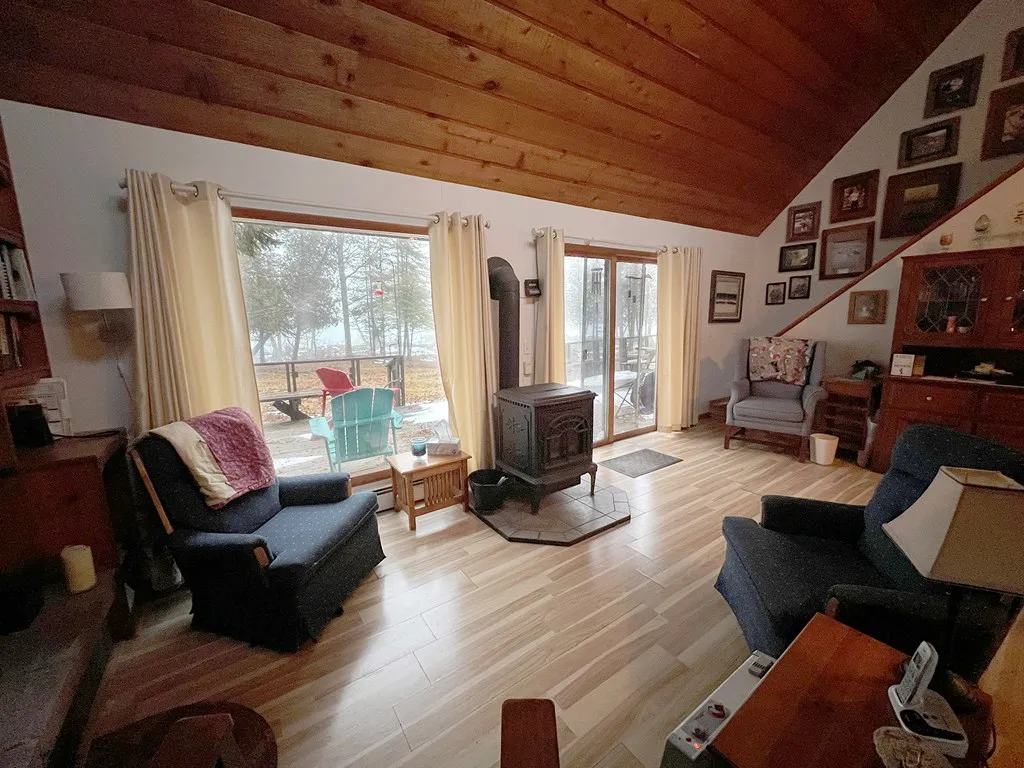 266 Hemlock Dr, Washington Island Wi 54246, 3 Bedrooms Bedrooms, ,2 BathroomsBathrooms,Waterfront-Residential,For Sale,Hemlock Dr,141314
