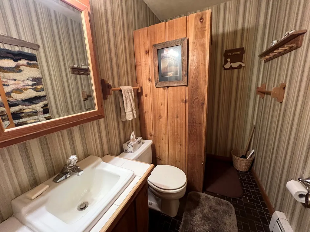 266 Hemlock Dr, Washington Island Wi 54246, 3 Bedrooms Bedrooms, ,2 BathroomsBathrooms,Waterfront-Residential,For Sale,Hemlock Dr,141314