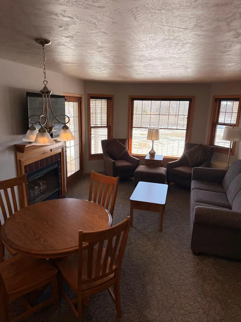 7888 Church St # 219, Egg Harbor Wi 54209, 2 Bedrooms Bedrooms, ,2 BathroomsBathrooms,Condominium,For Sale,Church St,143725