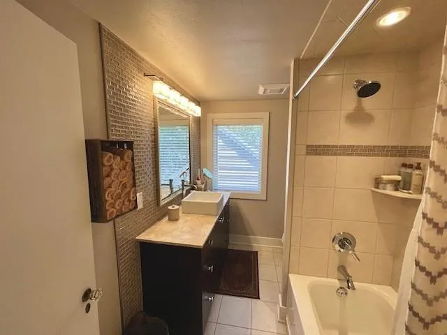806 Memorial Dr, Sturgeon Bay Wi 54235, 4 Bedrooms Bedrooms, ,3 BathroomsBathrooms,Waterfront-Residential,For Sale,Memorial Dr,141689