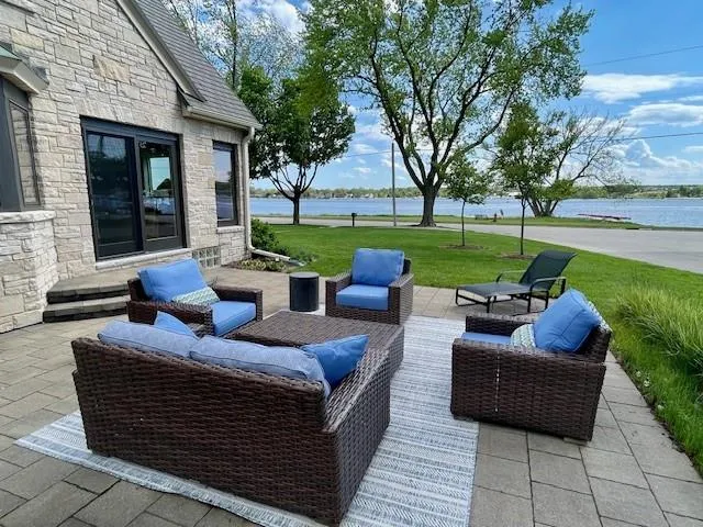 806 Memorial Dr, Sturgeon Bay Wi 54235, 4 Bedrooms Bedrooms, ,3 BathroomsBathrooms,Waterfront-Residential,For Sale,Memorial Dr,141689