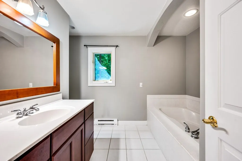 6281 Maple Run Ln, Egg Harbor Wi 54209, 3 Bedrooms Bedrooms, ,2 BathroomsBathrooms,Inland-Residential,For Sale,Maple Run Ln,141710