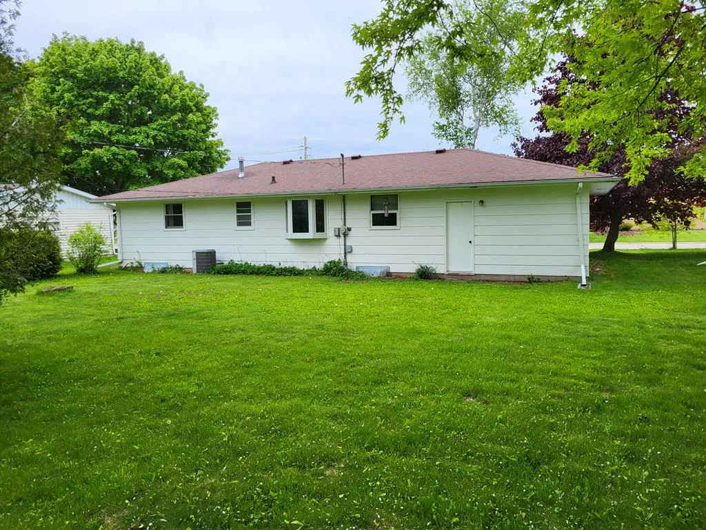 142 N 15th Dr, Sturgeon Bay, Wisconsin 54235, 3 Bedrooms Bedrooms, ,1 BathroomBathrooms,Inland-Residential,For Sale,N 15th Dr,144036