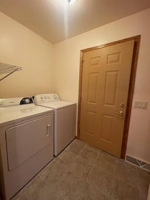 320 Jaycee Ct, Sturgeon Bay Wi 54235, 2 Bedrooms Bedrooms, ,2 BathroomsBathrooms,Condominium,For Sale,Jaycee Ct,143092
