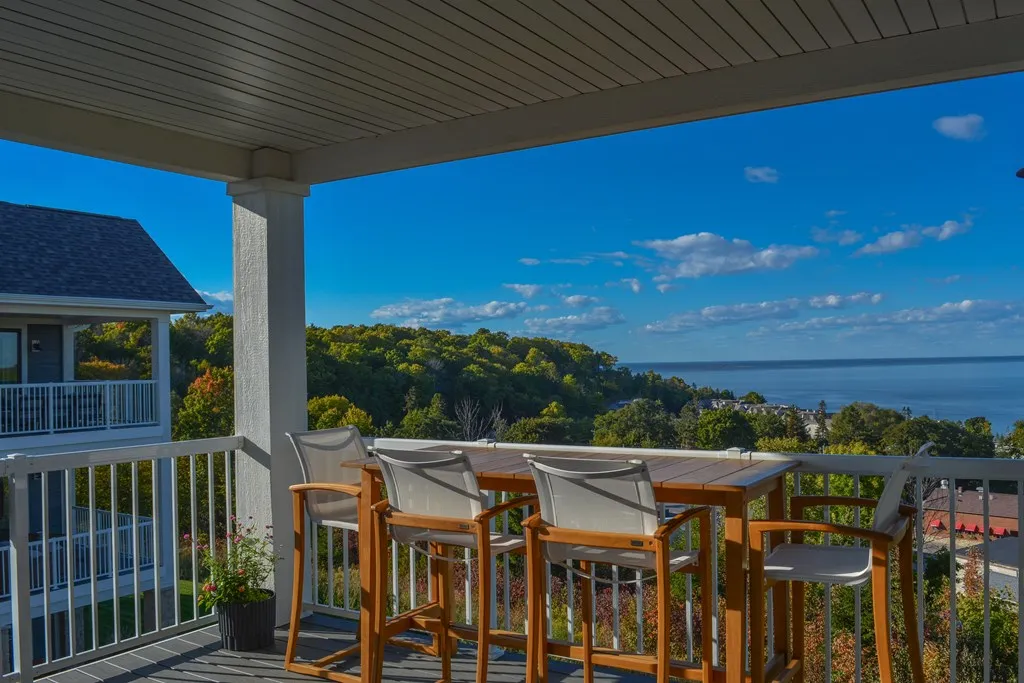 10612 Shore View Place # 301, Sister Bay, Wisconsin 54234, 3 Bedrooms Bedrooms, ,2 BathroomsBathrooms,Condominium,For Sale,Shore View Place,144014