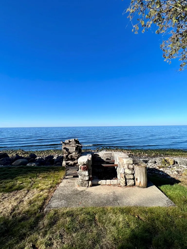 5861 Bay Shore Dr, Egg Harbor Wi 54209, 3 Bedrooms Bedrooms, ,2 BathroomsBathrooms,Waterfront-Residential,For Sale,Bay Shore Dr,141598