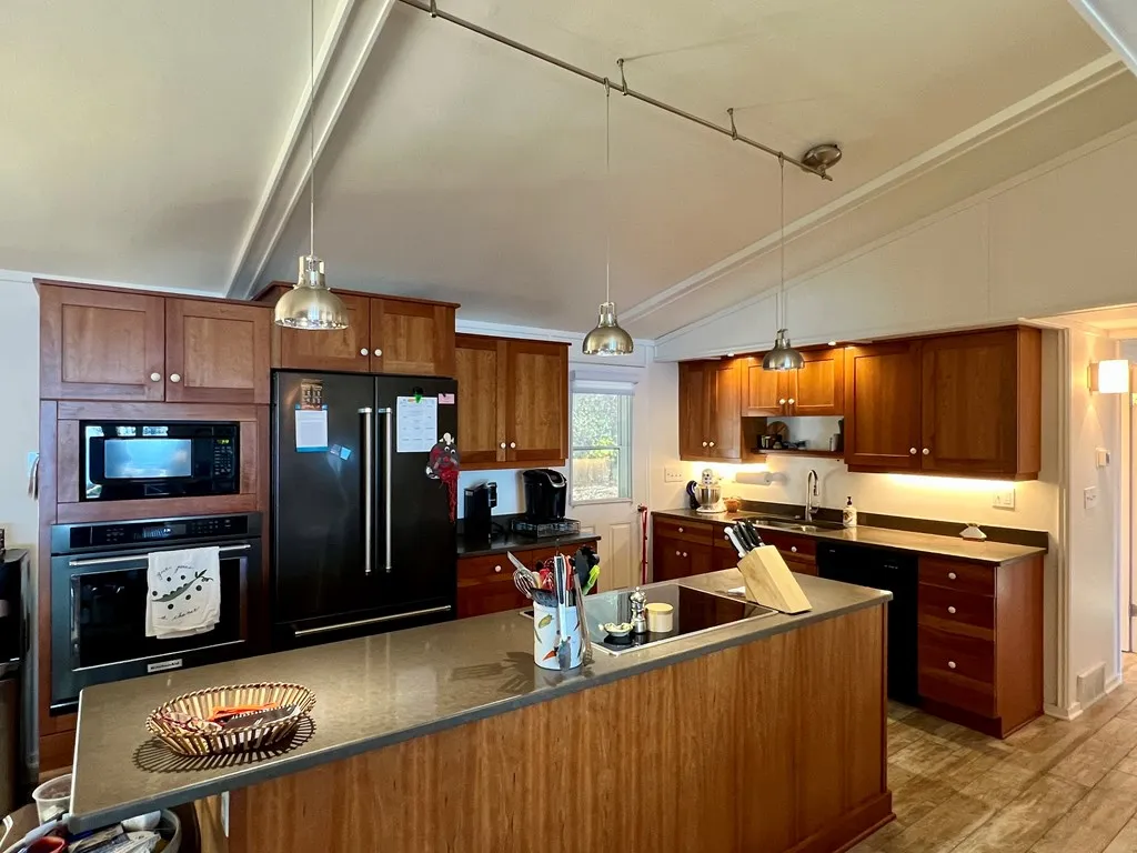 5861 Bay Shore Dr, Egg Harbor Wi 54209, 3 Bedrooms Bedrooms, ,2 BathroomsBathrooms,Waterfront-Residential,For Sale,Bay Shore Dr,141598