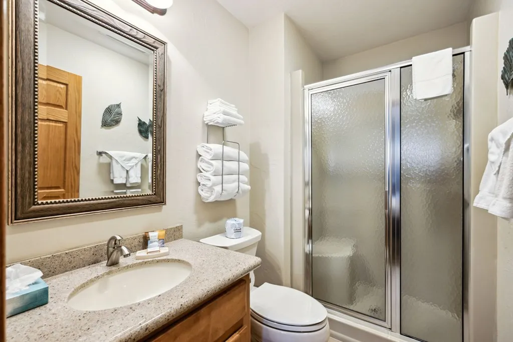 4955 Landmark Cir # 4225, Egg Harbor Wi 54209, 2 Bedrooms Bedrooms, ,2 BathroomsBathrooms,Condominium,For Sale,Landmark Cir,143890