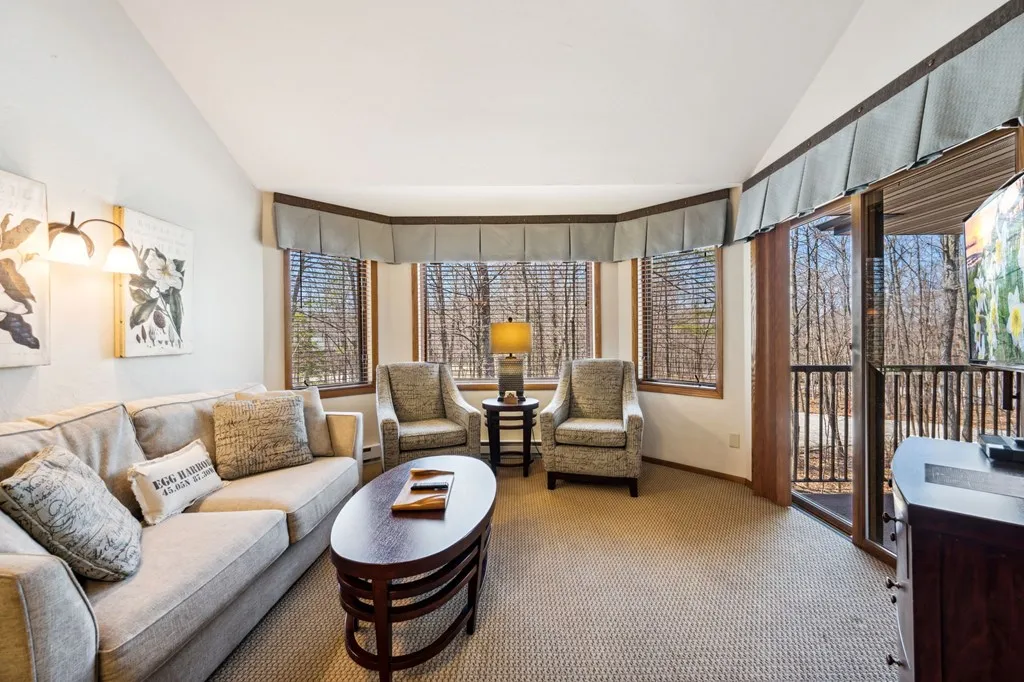 4955 Landmark Cir # 4225, Egg Harbor Wi 54209, 2 Bedrooms Bedrooms, ,2 BathroomsBathrooms,Condominium,For Sale,Landmark Cir,143890
