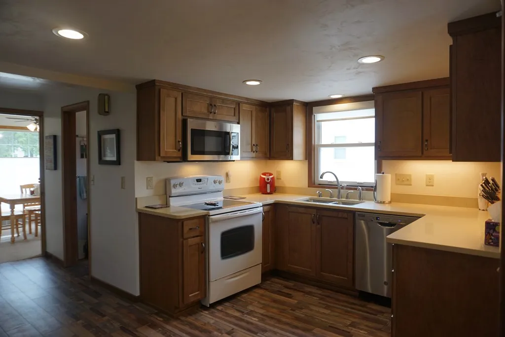 123 S Hudson Ave, Sturgeon Bay, Wisconsin 54235, 3 Bedrooms Bedrooms, ,3 BathroomsBathrooms,Inland-Residential,For Sale,S Hudson Ave,144297