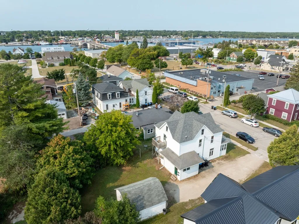 325 Pennsylvania St, Sturgeon Bay Wi 54235, 4 Bedrooms Bedrooms, ,2 BathroomsBathrooms,Multi Family,For Sale,Pennsylvania St,143213