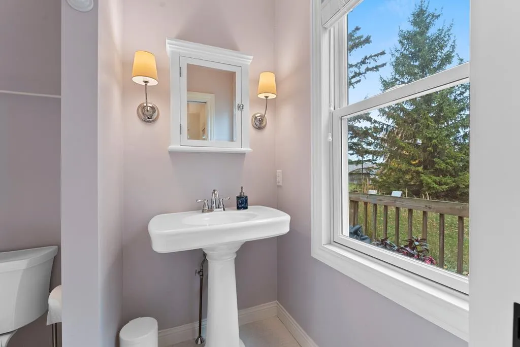 11402 Lakeview Rd, Ellison Bay, Wisconsin 54210, 4 Bedrooms Bedrooms, ,5 BathroomsBathrooms,Inland-Residential,For Sale,Lakeview Rd,144485