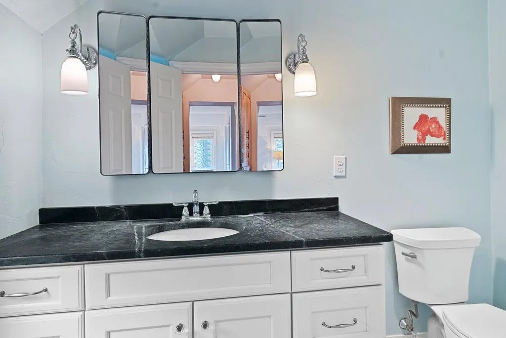 11402 Lakeview Rd, Ellison Bay, Wisconsin 54210, 4 Bedrooms Bedrooms, ,5 BathroomsBathrooms,Inland-Residential,For Sale,Lakeview Rd,144485