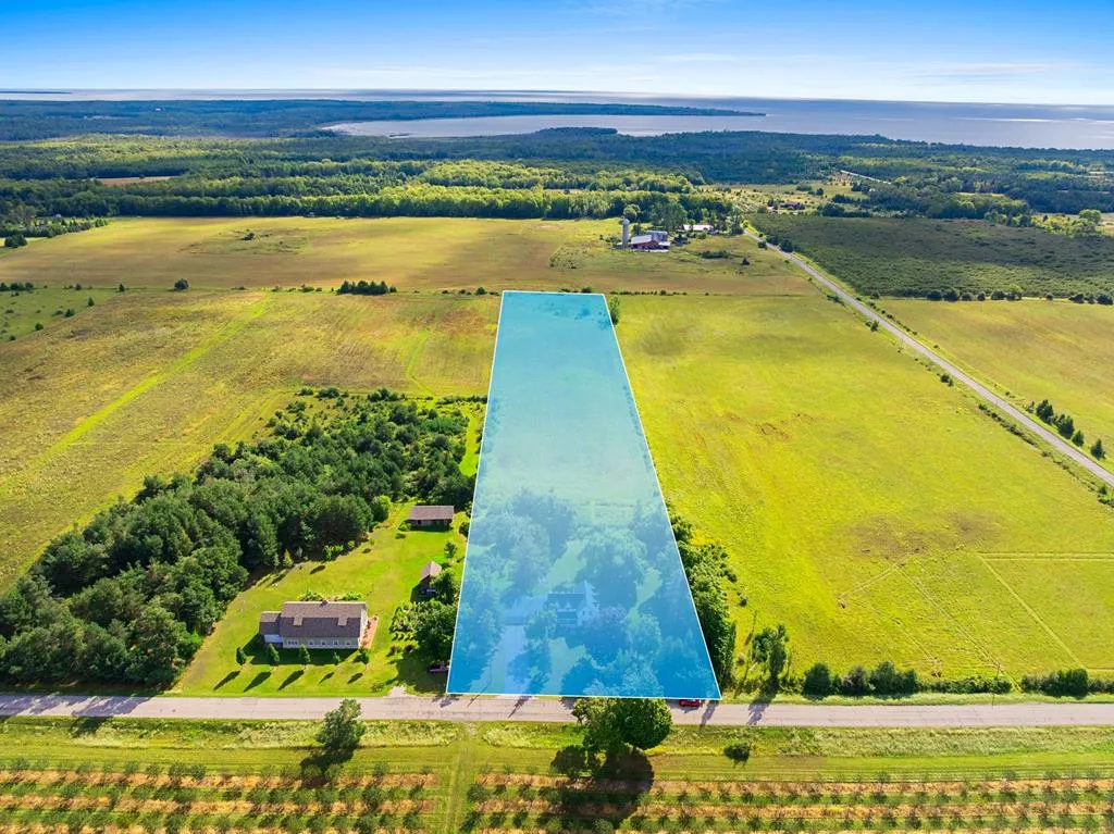 11402 Lakeview Rd, Ellison Bay, Wisconsin 54210, 4 Bedrooms Bedrooms, ,5 BathroomsBathrooms,Inland-Residential,For Sale,Lakeview Rd,144485