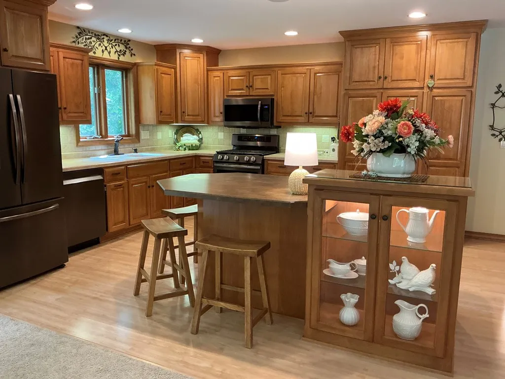 8100 Oaks Dr # 1702, Baileys Harbor, Wisconsin 54202, 2 Bedrooms Bedrooms, ,2 BathroomsBathrooms,Condominium,For Sale,E Oaks Dr,143966