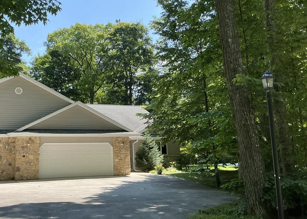 8100 Oaks Dr # 1702, Baileys Harbor, Wisconsin 54202, 2 Bedrooms Bedrooms, ,2 BathroomsBathrooms,Condominium,For Sale,E Oaks Dr,143966