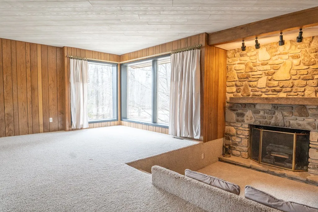 12210 Garrett Bay Rd, Ellison Bay Wi 54210, 4 Bedrooms Bedrooms, ,2 BathroomsBathrooms,Inland-Residential,For Sale,Garrett Bay Rd,141482