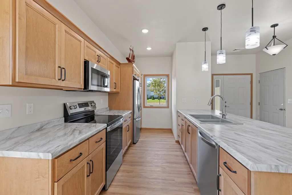 Unit 402 N 15th Dr, Sturgeon Bay Wi 54235, 2 Bedrooms Bedrooms, ,2 BathroomsBathrooms,Condominium,For Sale,N 15th Dr,141738
