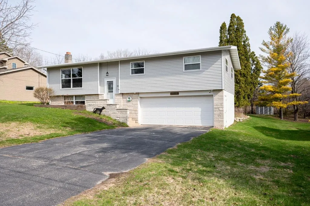 734 Hickory St, Sturgeon Bay Wi 54235, 3 Bedrooms Bedrooms, ,2 BathroomsBathrooms,Inland-Residential,For Sale,Hickory St,143845