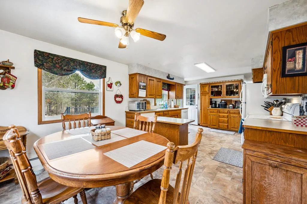 734 Hickory St, Sturgeon Bay Wi 54235, 3 Bedrooms Bedrooms, ,2 BathroomsBathrooms,Inland-Residential,For Sale,Hickory St,143845