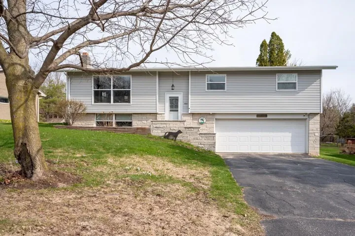 734 Hickory St, Sturgeon Bay Wi 54235, 3 Bedrooms Bedrooms, ,2 BathroomsBathrooms,Inland-Residential,For Sale,Hickory St,143845