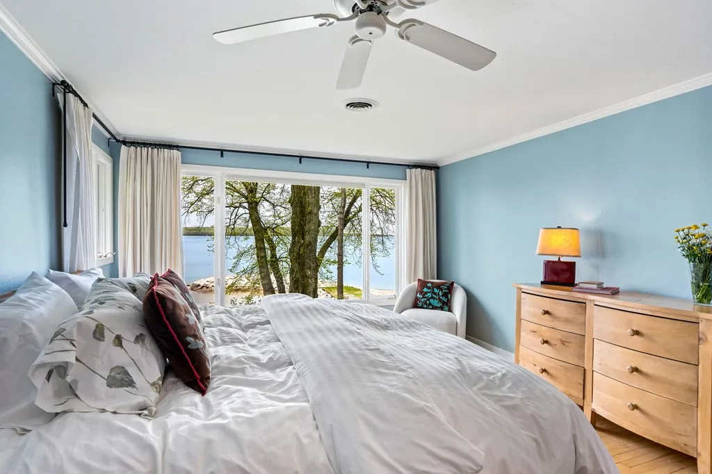 4167&69 Bay Shore Dr, Sturgeon Bay, Wisconsin 54235, 4 Bedrooms Bedrooms, ,3 BathroomsBathrooms,Waterfront-Residential,For Sale,Bay Shore Dr,143997