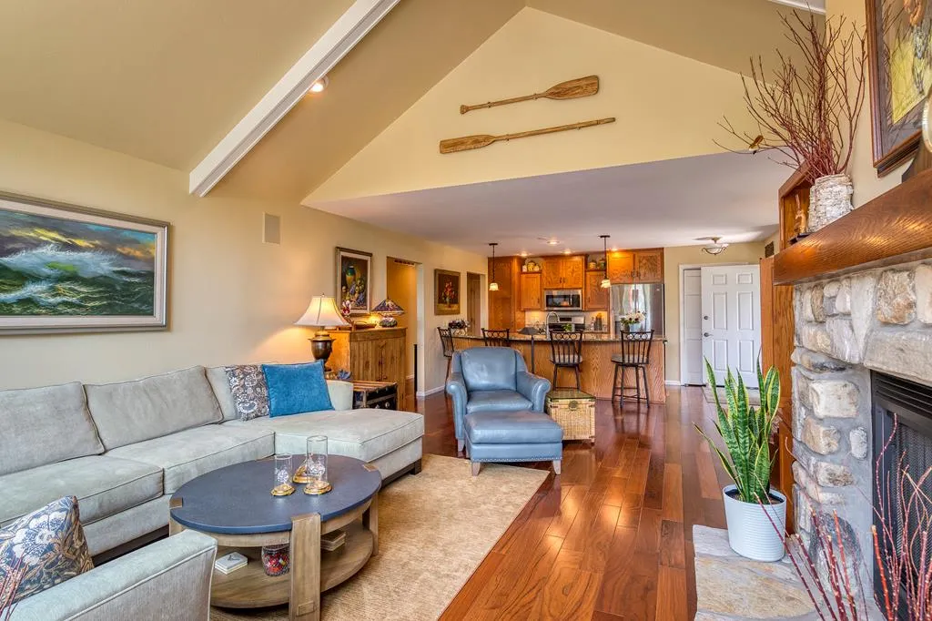 9173 Hidden Blossom Ln # 2202, Fish Creek, Wisconsin 54212, 4 Bedrooms Bedrooms, ,3 BathroomsBathrooms,Condominium,For Sale,Hidden Blossom Ln,144384