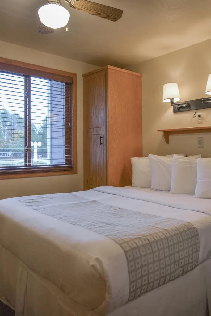 10321 Water St # 120, Ephraim Wi 54211, 1 Bedroom Bedrooms, ,1 BathroomBathrooms,Condominium,For Sale,Water St,143408