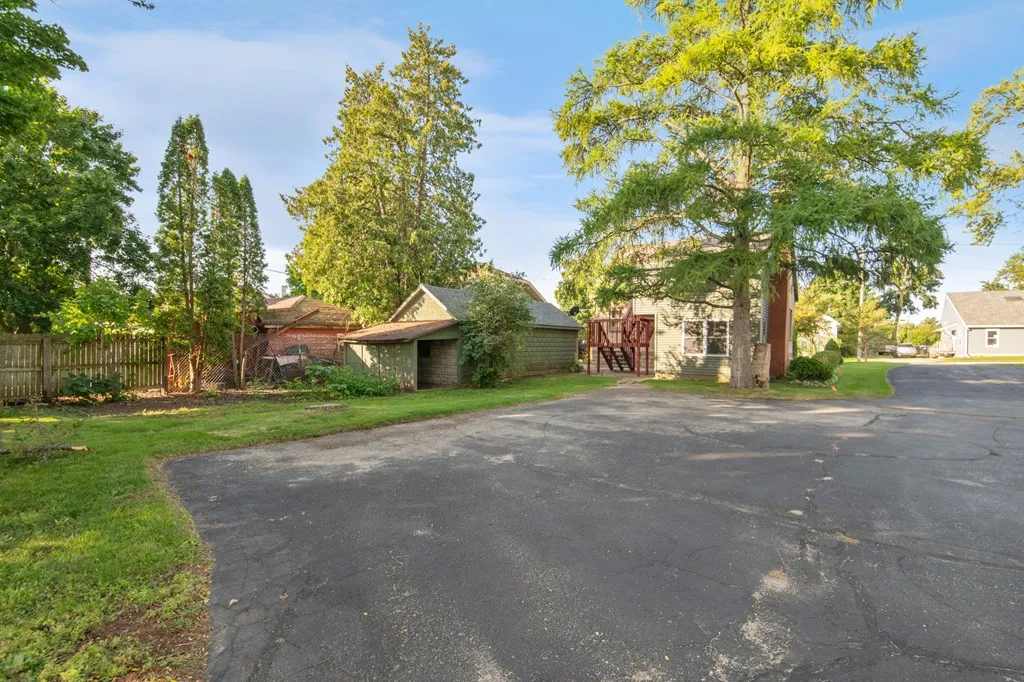 216 S 4th Ave, Sturgeon Bay, Wisconsin 54235, 3 Bedrooms Bedrooms, ,1 BathroomBathrooms,Inland-Residential,For Sale,S 4th Ave,144530
