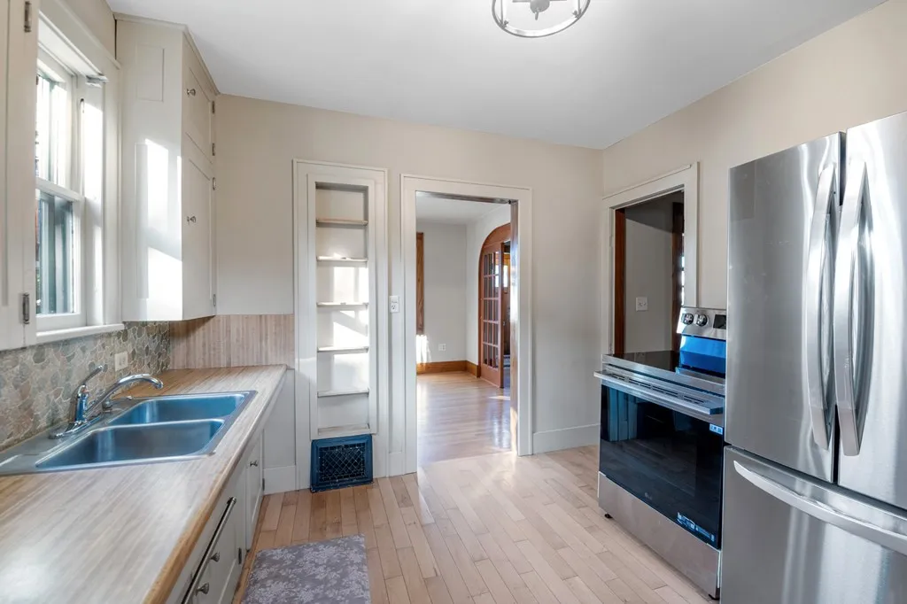 216 S 4th Ave, Sturgeon Bay, Wisconsin 54235, 3 Bedrooms Bedrooms, ,1 BathroomBathrooms,Inland-Residential,For Sale,S 4th Ave,144530