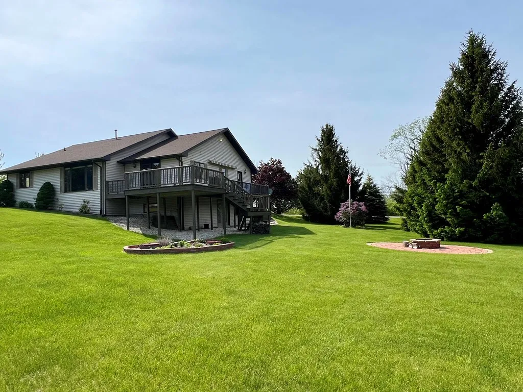 6550 Sawyer Dr, Sturgeon Bay Wi 54235, 3 Bedrooms Bedrooms, ,3 BathroomsBathrooms,Inland-Residential,For Sale,Sawyer Dr,141688