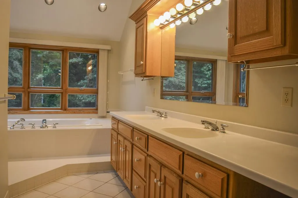 3771 Gibraltar Rd, Fish Creek, Wisconsin 54212, 3 Bedrooms Bedrooms, ,2 BathroomsBathrooms,Inland-Residential,For Sale,Gibraltar Rd,144444