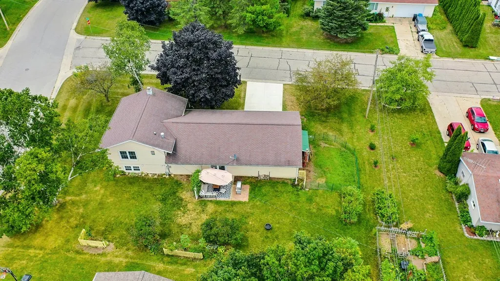 914 N 8th Pl, Sturgeon Bay Wi 54235, 4 Bedrooms Bedrooms, ,3 BathroomsBathrooms,Inland-Residential,For Sale,N 8th Pl,143087