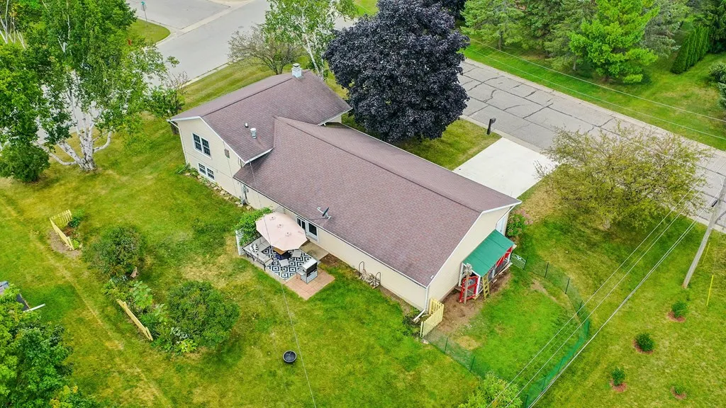 914 N 8th Pl, Sturgeon Bay Wi 54235, 4 Bedrooms Bedrooms, ,3 BathroomsBathrooms,Inland-Residential,For Sale,N 8th Pl,143087