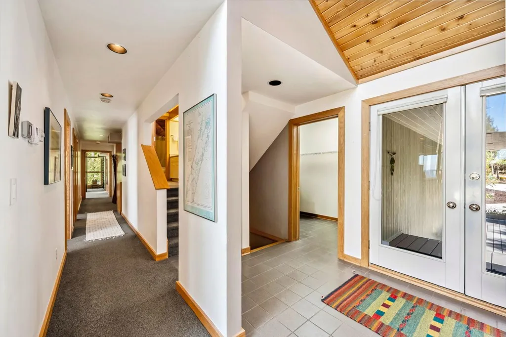 6071 Lady Slipper Rd, Egg Harbor Wi 54209, 4 Bedrooms Bedrooms, ,3 BathroomsBathrooms,Waterfront-Residential,For Sale,Lady Slipper Rd,143909