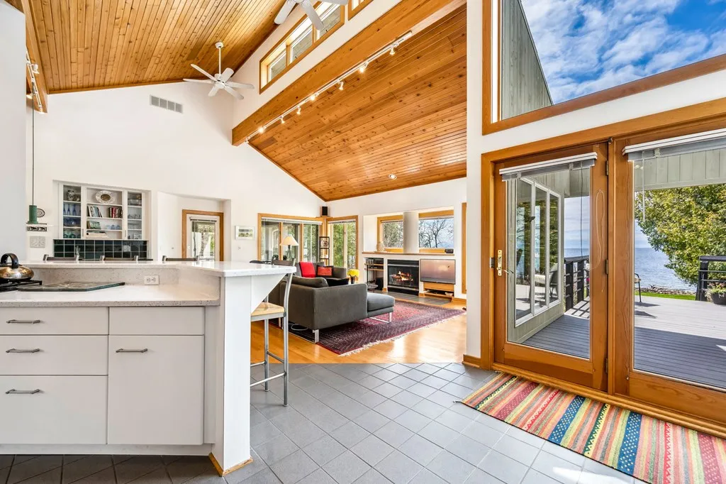 6071 Lady Slipper Rd, Egg Harbor Wi 54209, 4 Bedrooms Bedrooms, ,3 BathroomsBathrooms,Waterfront-Residential,For Sale,Lady Slipper Rd,143909