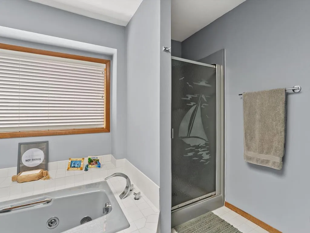 519 E Walnut Pl, Sturgeon Bay Wi 54235, 3 Bedrooms Bedrooms, ,2 BathroomsBathrooms,Inland-Residential,For Sale,E Walnut Pl,143201
